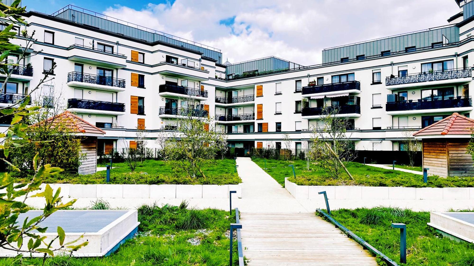 Le Lion D'Or - Parking - Netflix - Wifi - Nerf Leilighet Bussy-Saint-Georges Eksteriør bilde